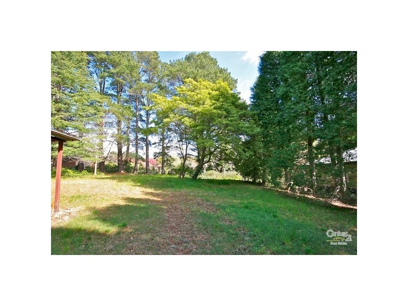 37 Cascade St, Wentworth Falls NSW 2782