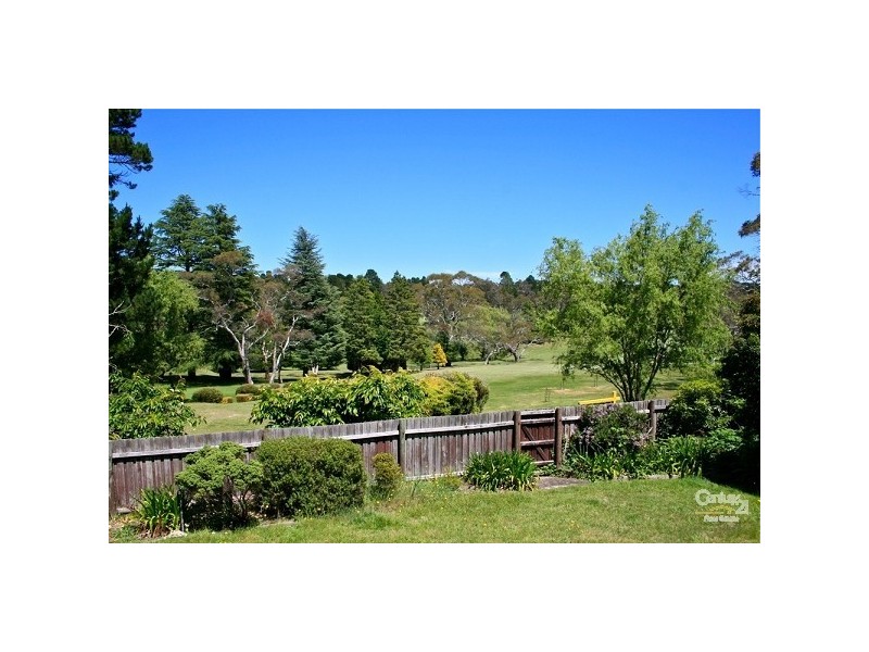 102 Blaxland Road, Wentworth Falls NSW 2782