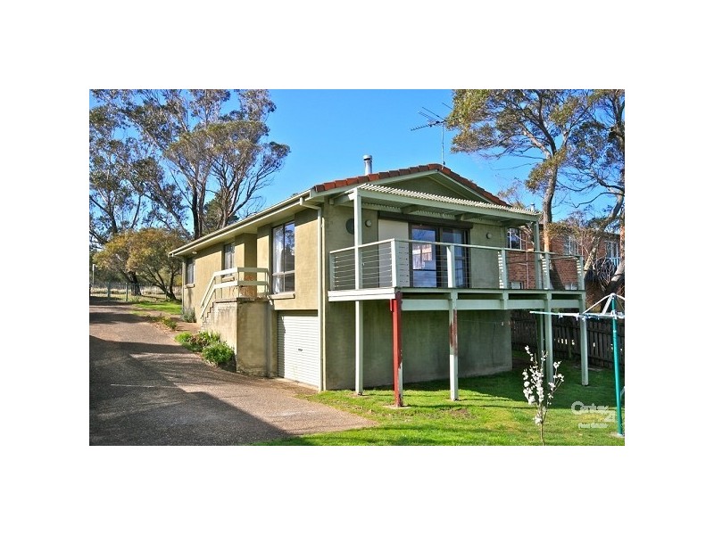 63  Tableland Road, Wentworth Falls NSW 2782