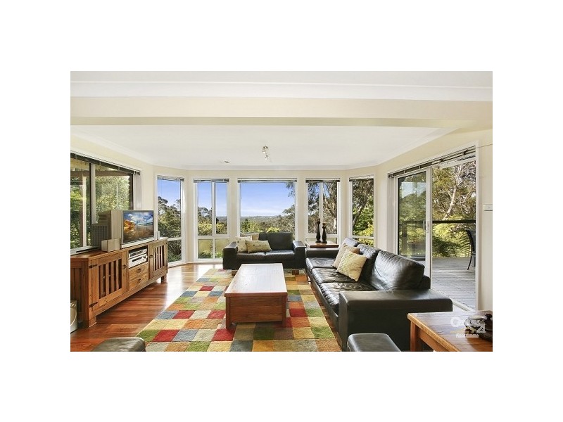 34 Buena Vista Ave, Wentworth Falls NSW 2782