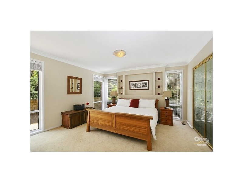 34 Buena Vista Ave, Wentworth Falls NSW 2782