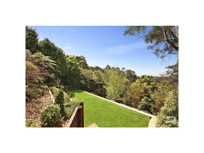 34 Buena Vista Ave, Wentworth Falls NSW 2782