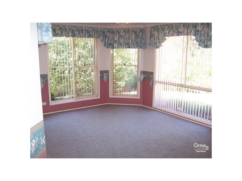 7 Hill Street, Wentworth Falls NSW 2782