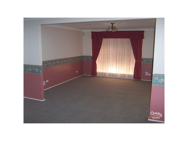 7 Hill Street, Wentworth Falls NSW 2782