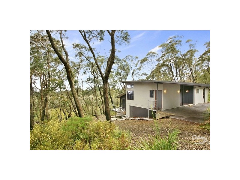29 Rozelle St, Wentworth Falls NSW 2782