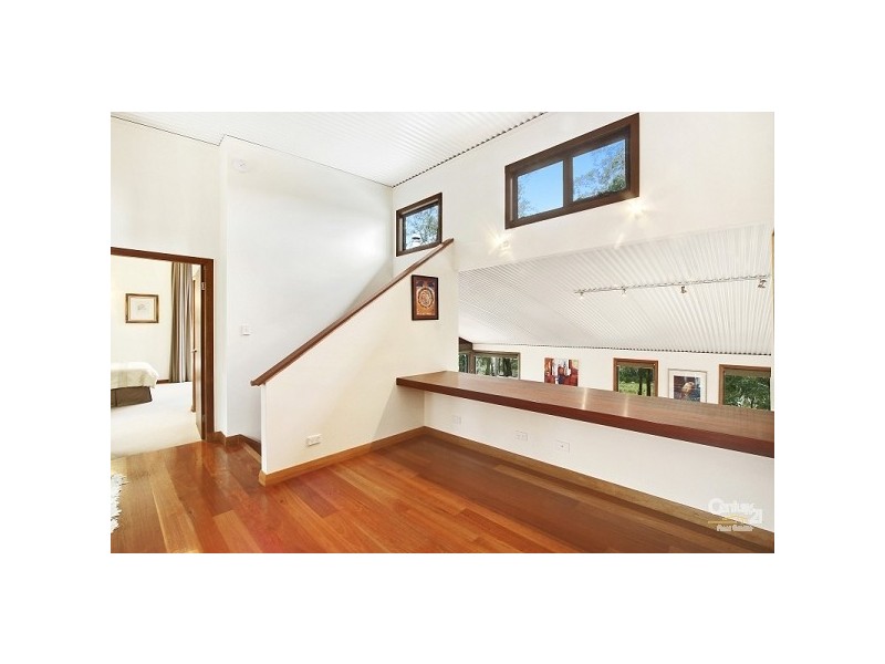 29 Rozelle St, Wentworth Falls NSW 2782