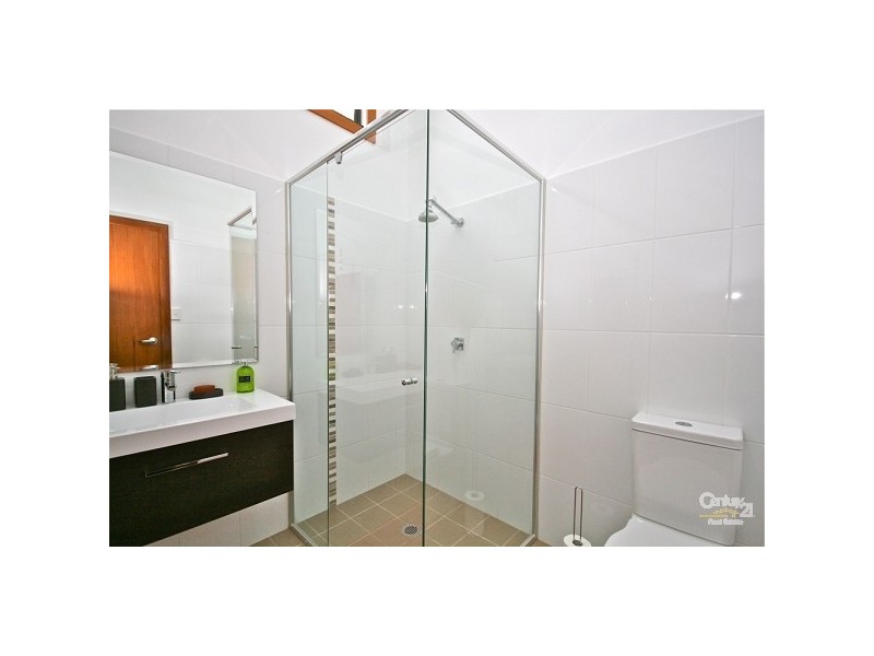 29 Rozelle St, Wentworth Falls NSW 2782