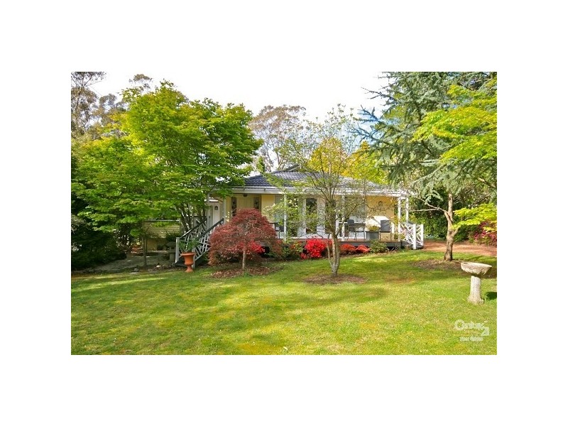 37 Toulon Avenue, Wentworth Falls NSW 2782