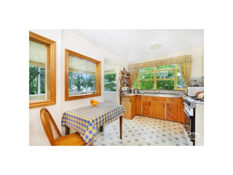 3 Fourth Avenue, Katoomba NSW 2780