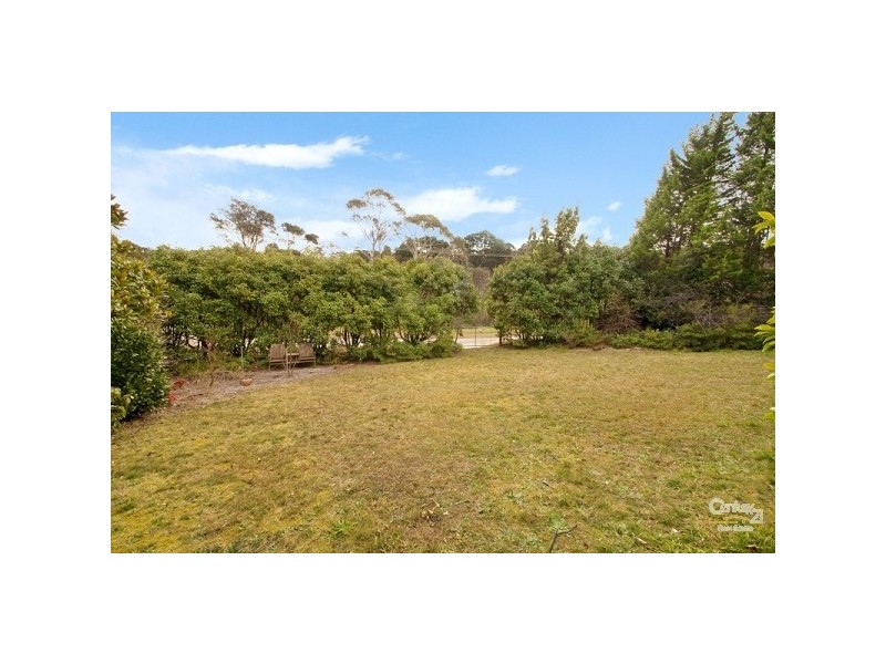 4 Sandbox Rd, Wentworth Falls NSW 2782