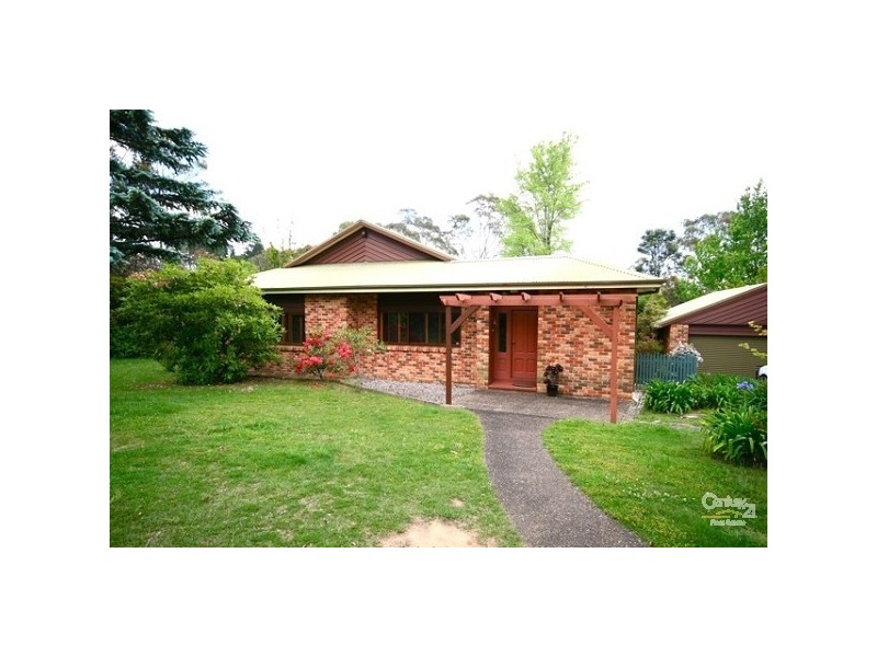 87 Sinclair Crescent, Wentworth Falls NSW 2782