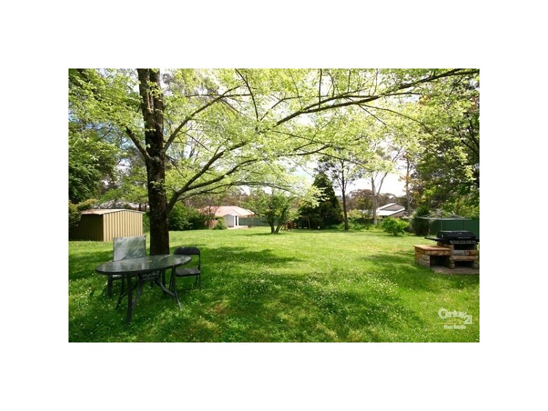 87 Sinclair Crescent, Wentworth Falls NSW 2782