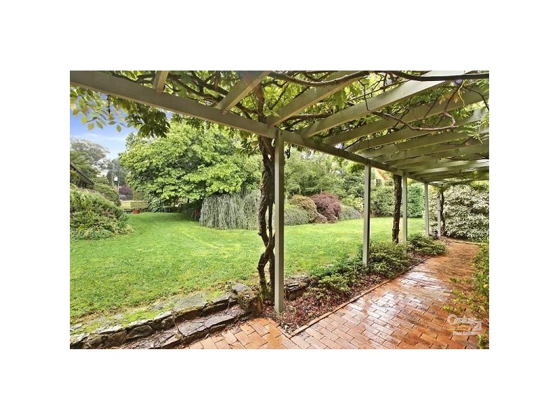 68 Genevieve Road, Bullaburra NSW 2784