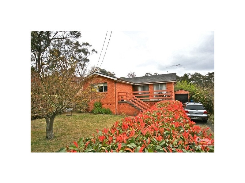 61 Shortland St, Wentworth Falls NSW 2782