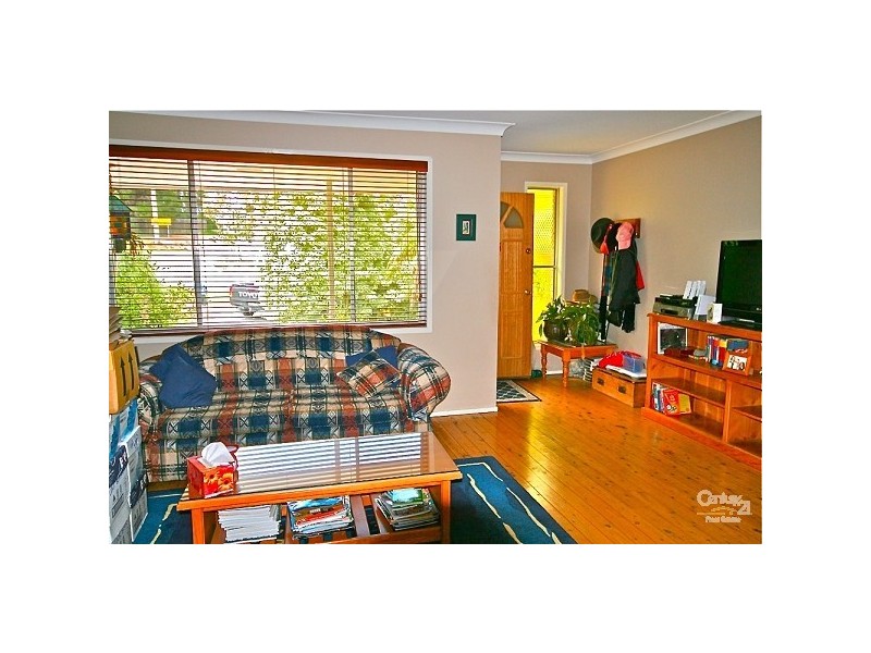 93 Dalrymple Avenue, Wentworth Falls NSW 2782