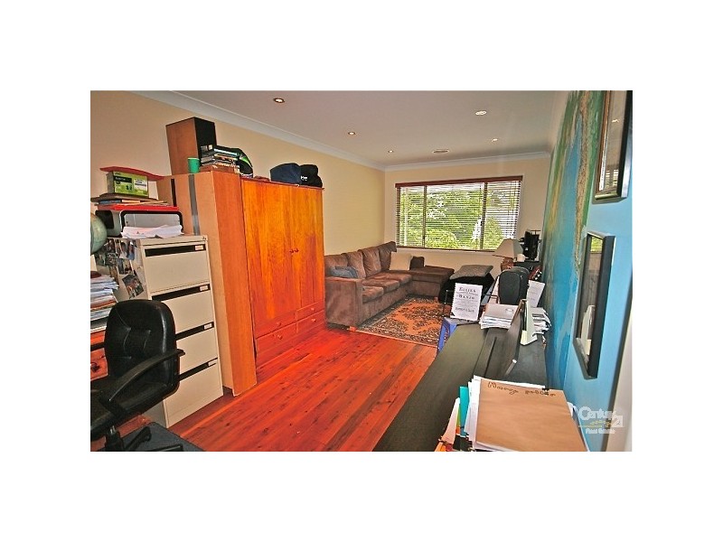 93 Dalrymple Avenue, Wentworth Falls NSW 2782