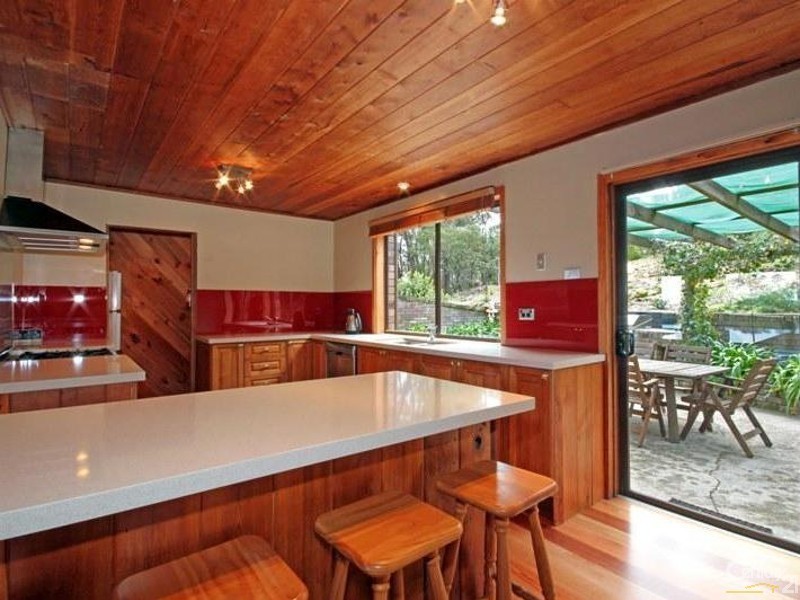 28 Asquith Avenue, Wentworth Falls NSW 2782