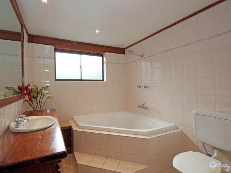 28 Asquith Avenue, Wentworth Falls NSW 2782