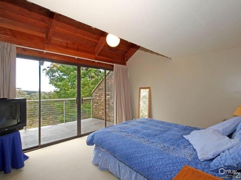 28 Asquith Avenue, Wentworth Falls NSW 2782