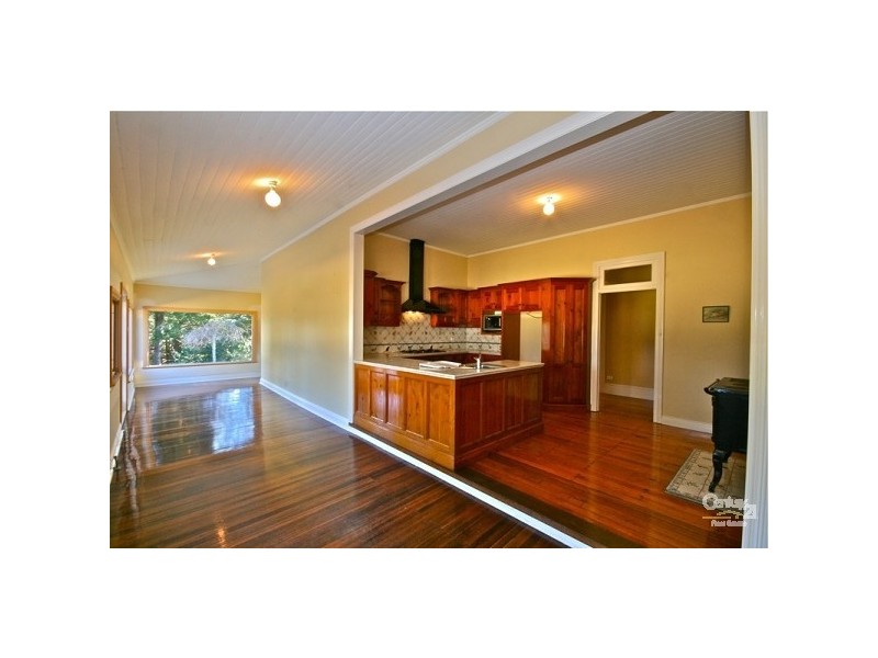 2 Fitzstubbs Avenue, Wentworth Falls NSW 2782