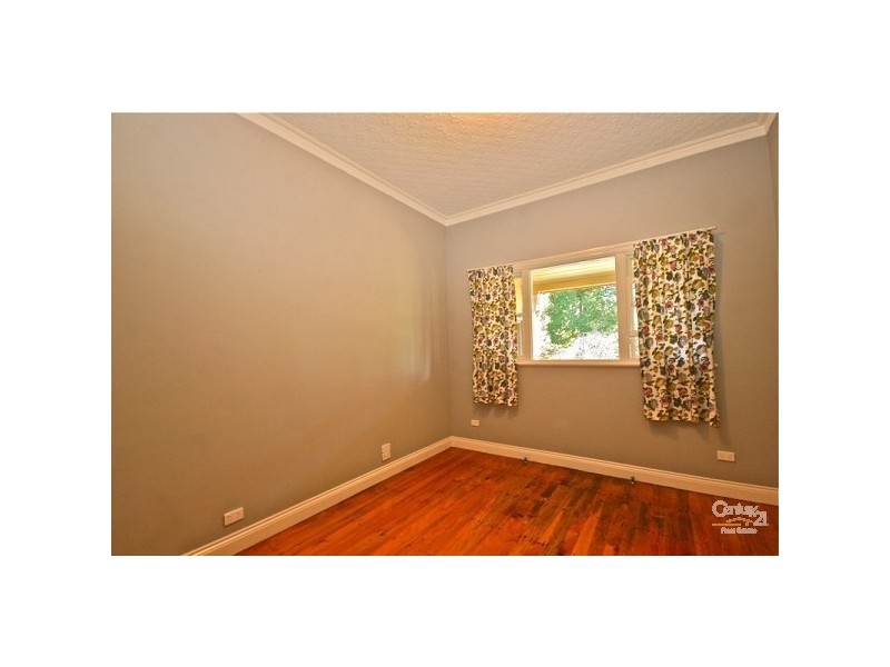 2 Fitzstubbs Avenue, Wentworth Falls NSW 2782