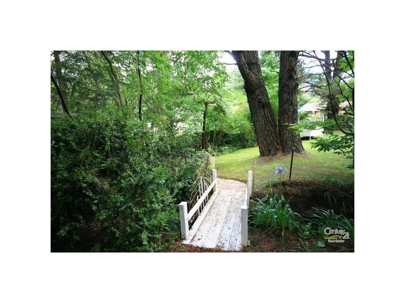 22 Scott Avenue, Leura NSW 2780