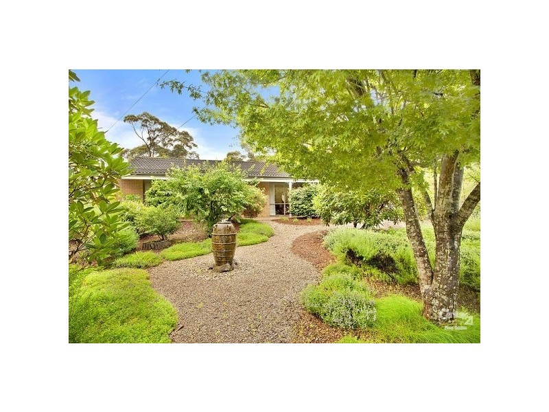 7 Lawson View Pde, Wentworth Falls NSW 2782