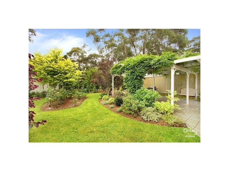 7 Lawson View Pde, Wentworth Falls NSW 2782