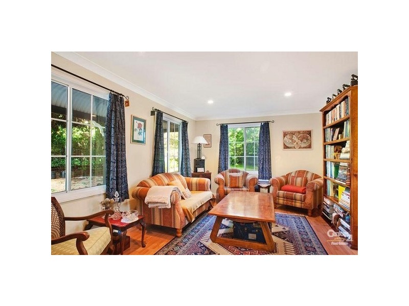 110 Blaxland Rd, Wentworth Falls NSW 2782