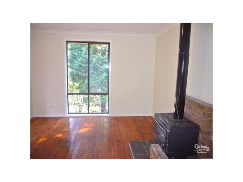 44 Banksia Road, Wentworth Falls NSW 2782