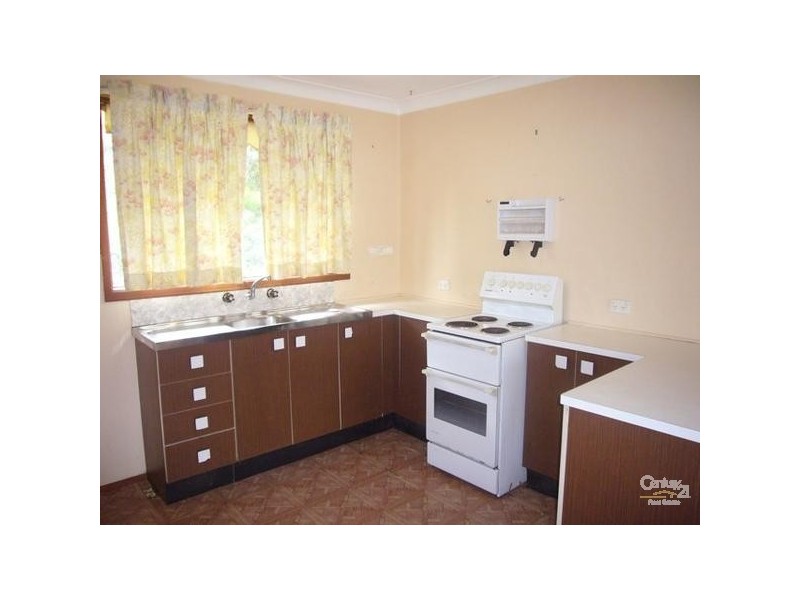 8 Lawson View Parade, Wentworth Falls NSW 2782