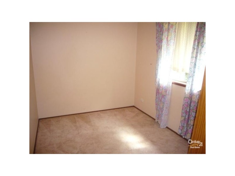 8 Lawson View Parade, Wentworth Falls NSW 2782