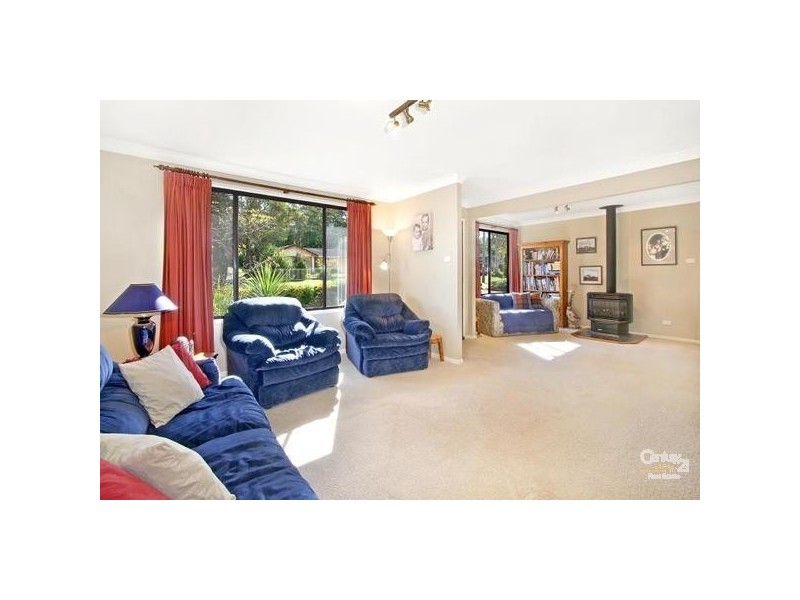 3 David Street, Wentworth Falls NSW 2782