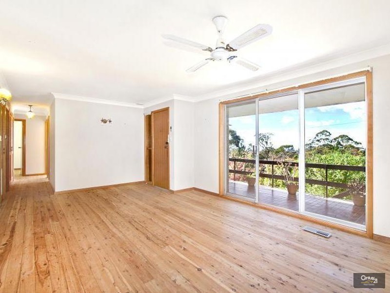 14 Tarella Rd, Wentworth Falls NSW 2782