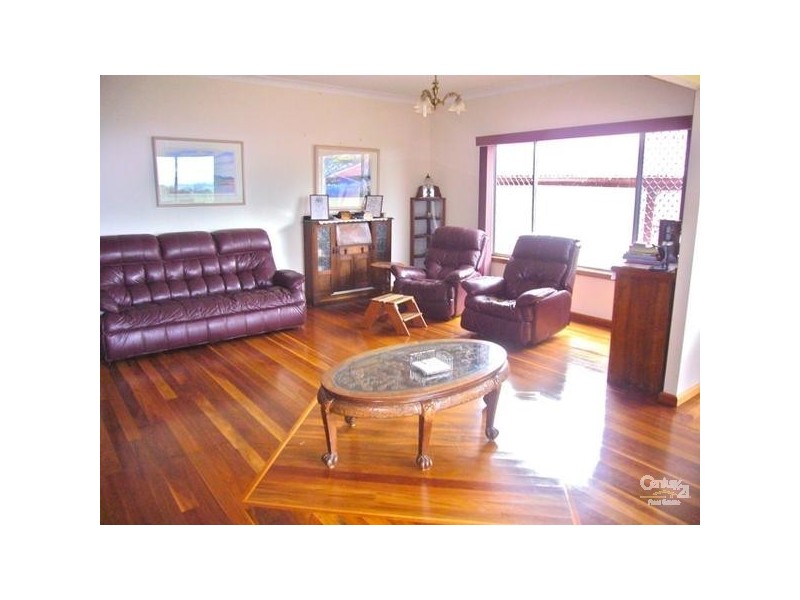 108 Tableland Rd, Wentworth Falls NSW 2782