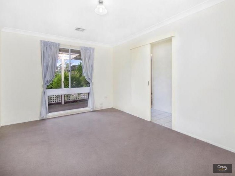 8 Hill Street, Wentworth Falls NSW 2782