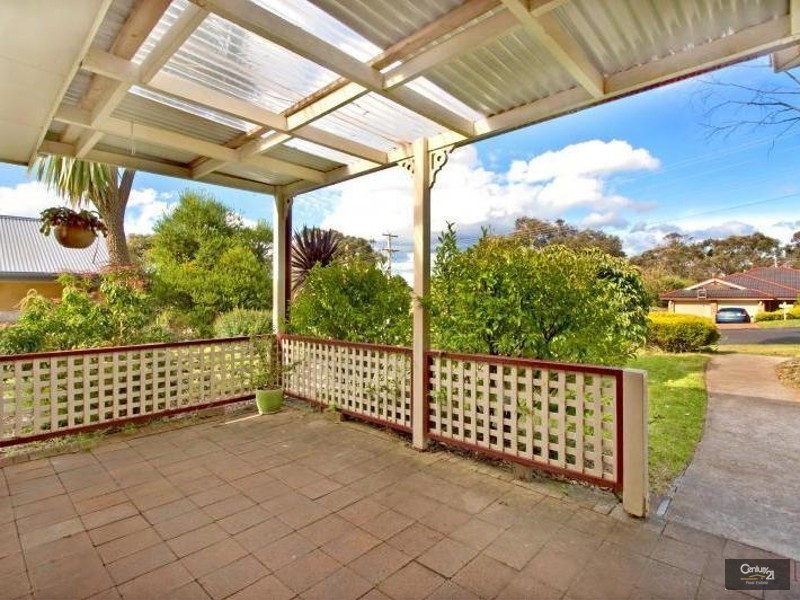 8 Hill Street, Wentworth Falls NSW 2782