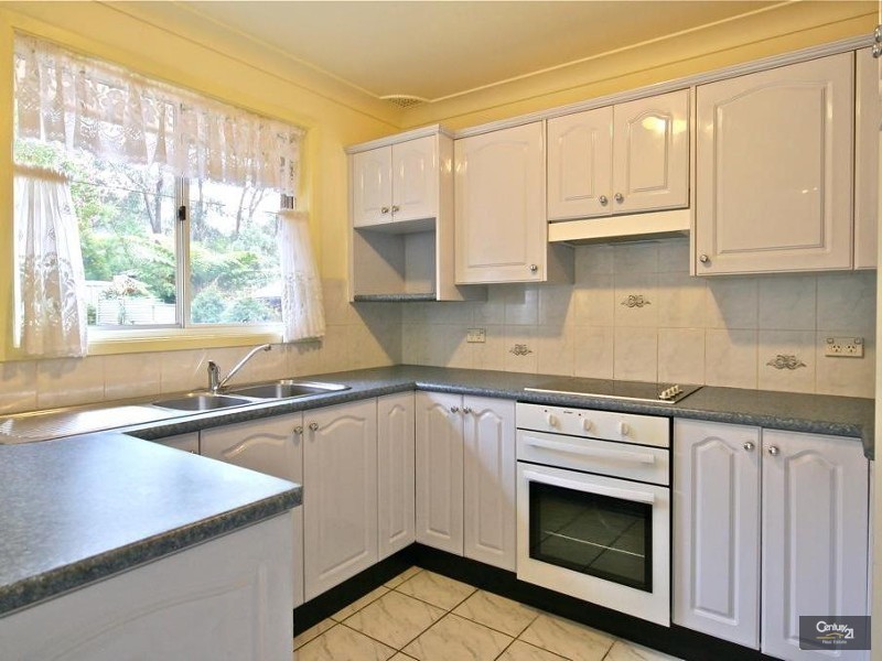 8 Hill Street, Wentworth Falls NSW 2782