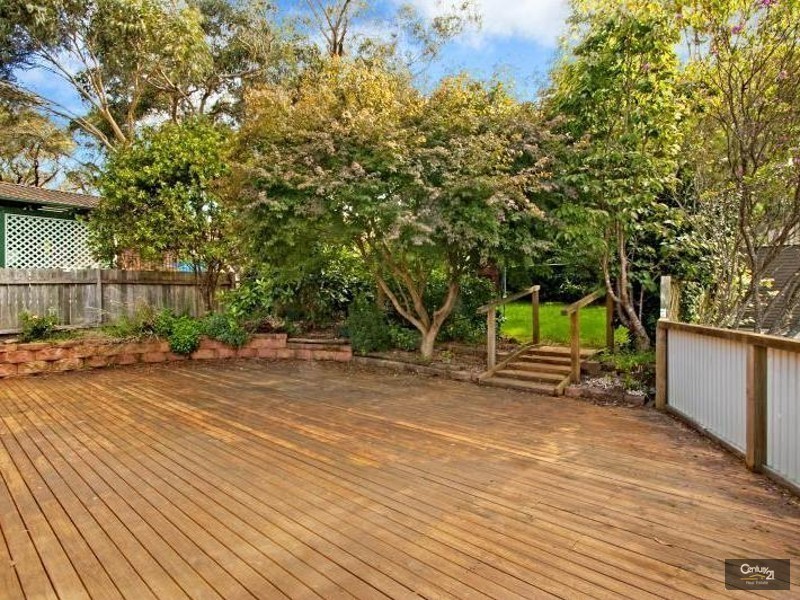 8 Hill Street, Wentworth Falls NSW 2782