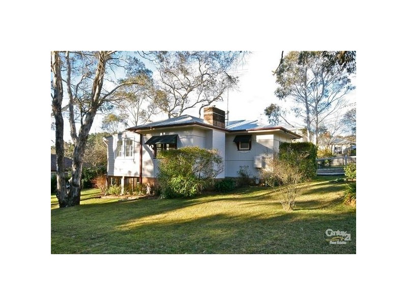 9 Parkes Street, Wentworth Falls NSW 2782