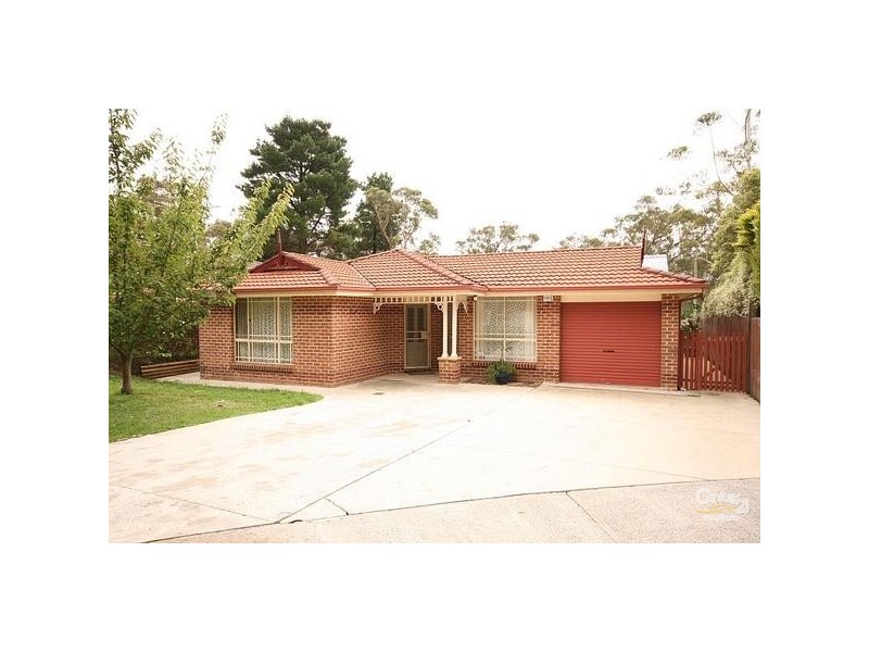 44 Darwin Avenue, Wentworth Falls NSW 2782