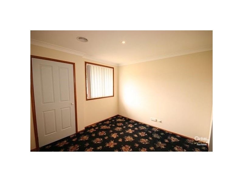 44 Darwin Avenue, Wentworth Falls NSW 2782