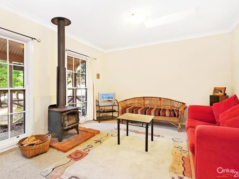 35 Fitzgerald Street, Wentworth Falls NSW 2782