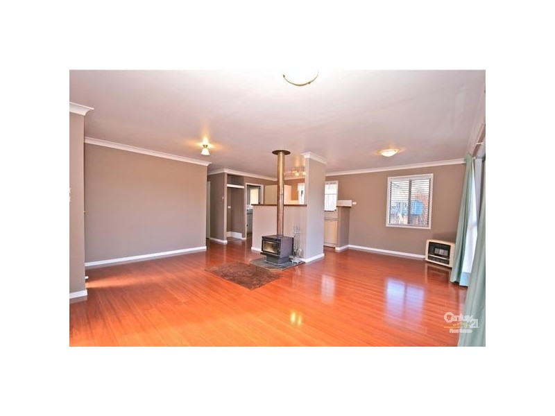 63 Tableland Road, Wentworth Falls NSW 2782