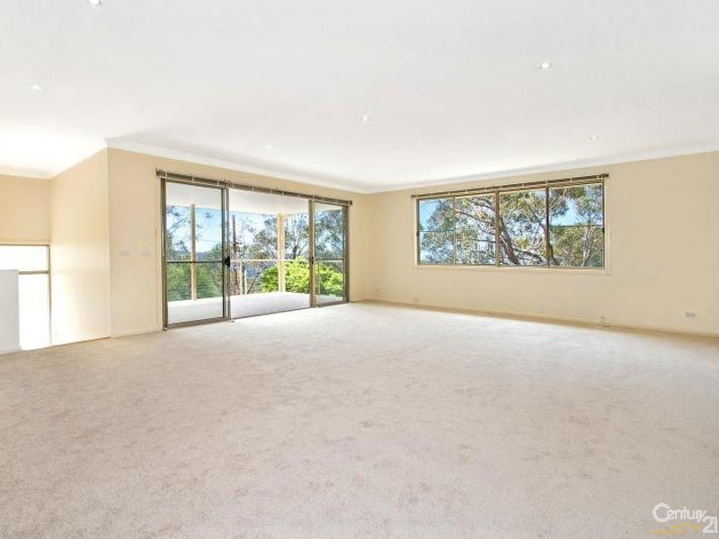 2 Wood Street, Wentworth Falls NSW 2782