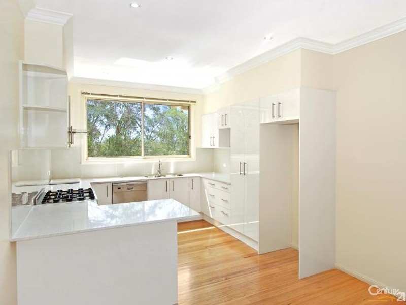 2 Wood Street, Wentworth Falls NSW 2782