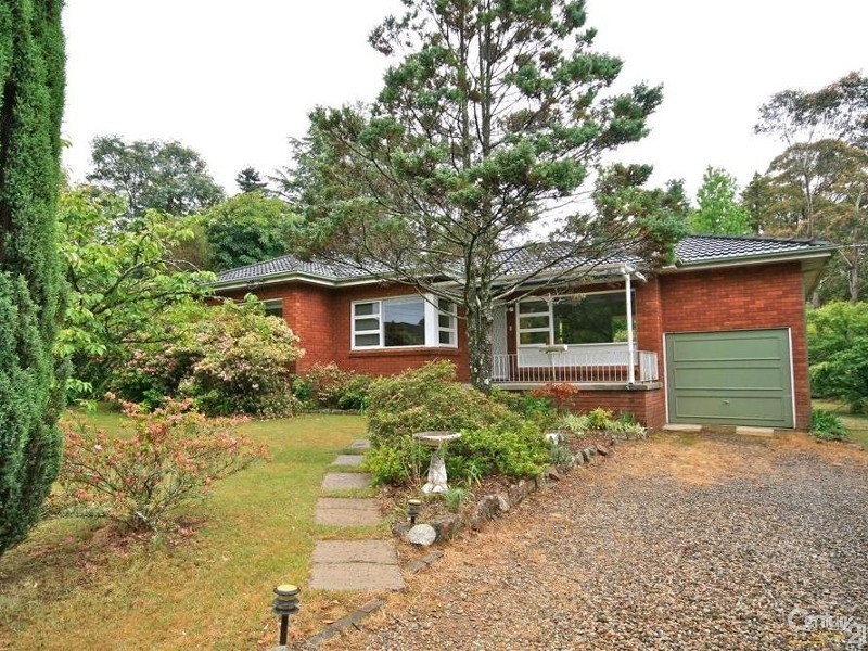 22 De Quency Rd, Bullaburra NSW 2784