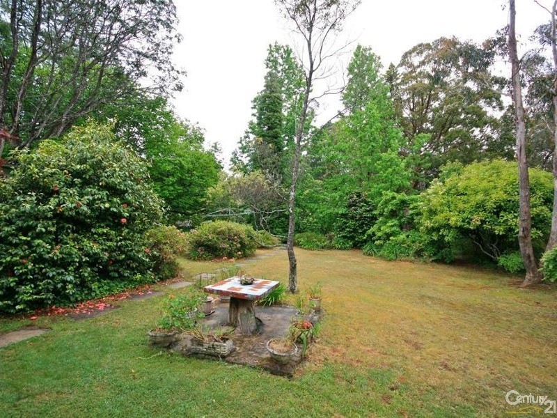 22 De Quency Rd, Bullaburra NSW 2784