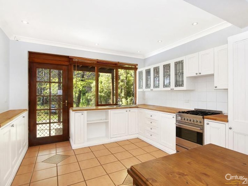 46 Darwin Avenue, Wentworth Falls NSW 2782