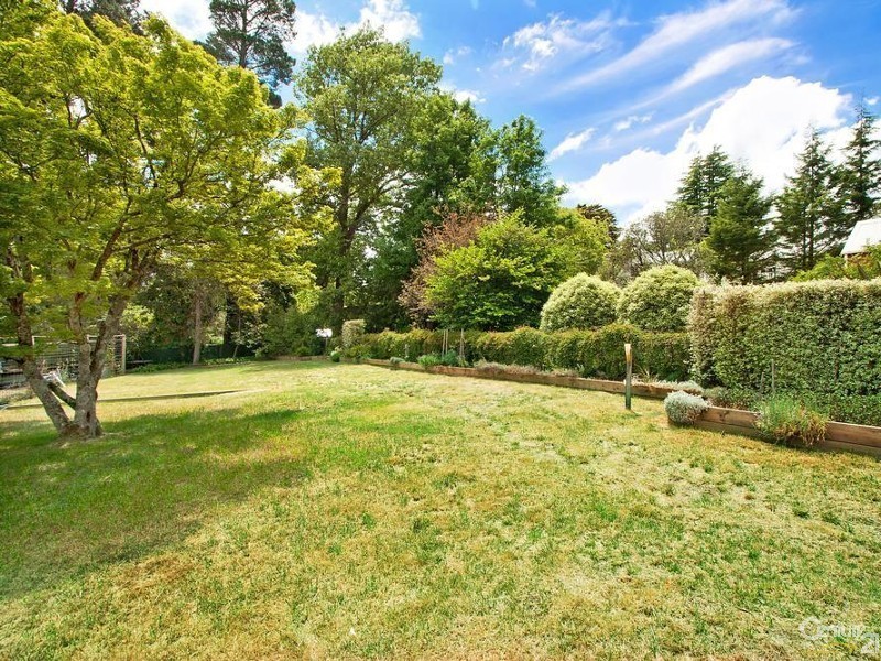 5 Bellevue Road, Wentworth Falls NSW 2782